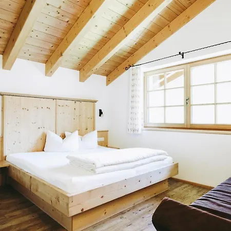 Konukevi Andis Almdorf