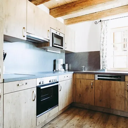 Andis Almdorf זולדן