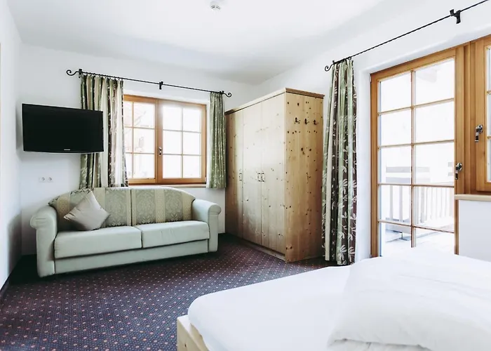 Andis Almdorf Gasthuis 2*