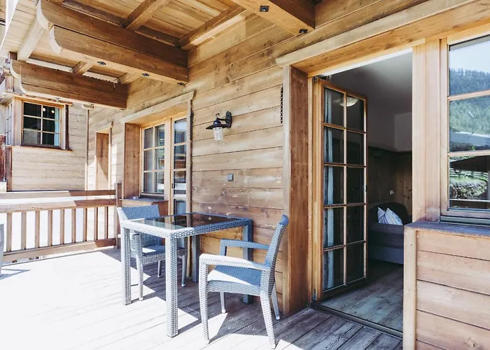 Andis Almdorf Affittacamere 2*