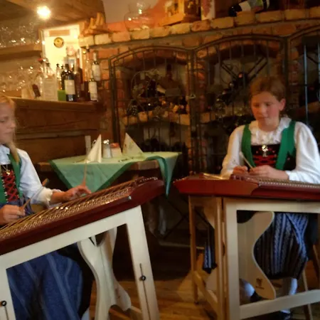 بيت ضيافة Andis Almdorf 2*