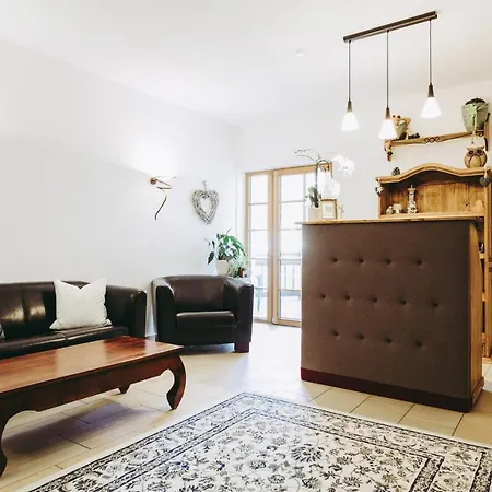 Casa de hóspedes Andis Almdorf 2*