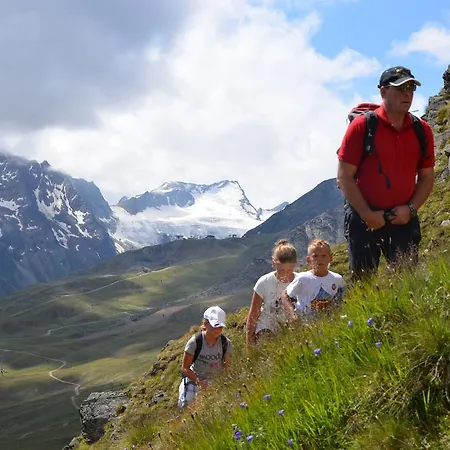 Casa de hóspedes Andis Almdorf 2*