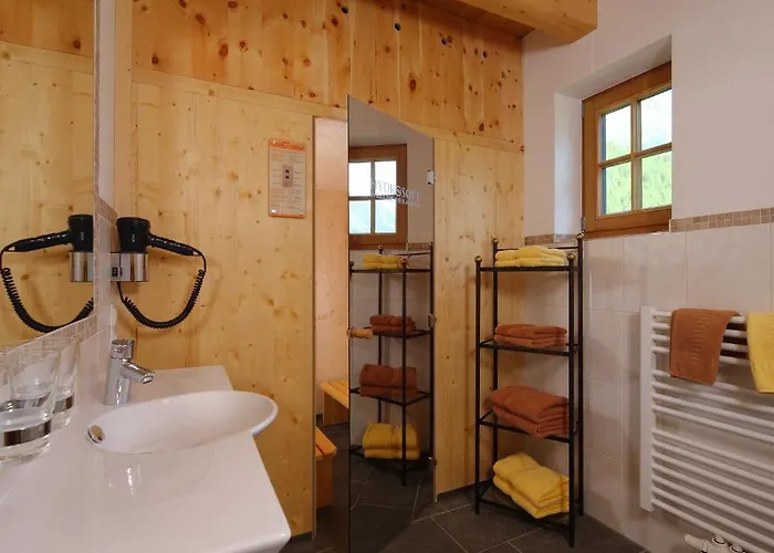 Andis Almdorf Casa de hóspedes 2*